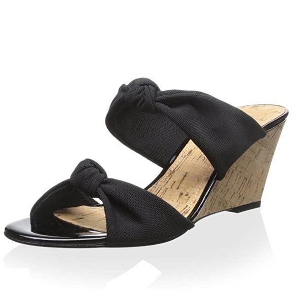 Donald J Pliner Pela Women's Knotted Wedge Slider - Picture 1 of 7